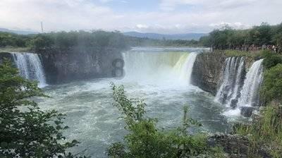逃离广阔的山川