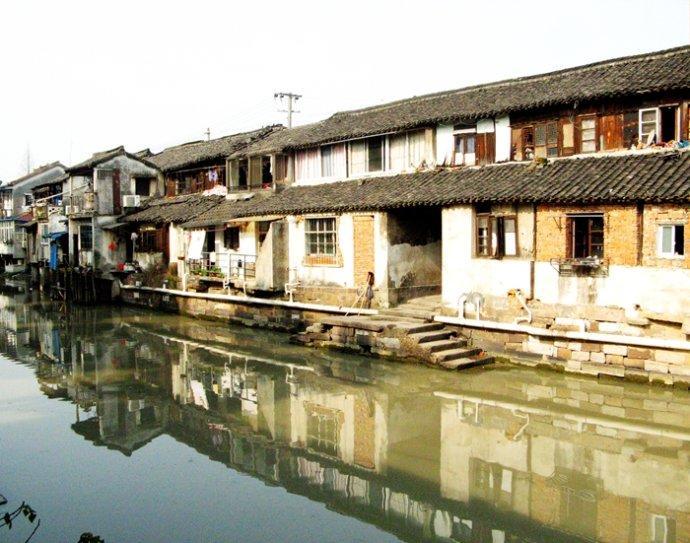 虫虫助手下载